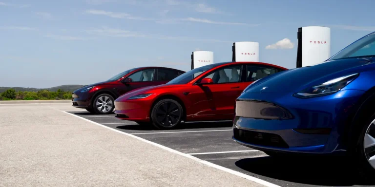 Best Electric Vehicle Rentals US: A Strategic Guide